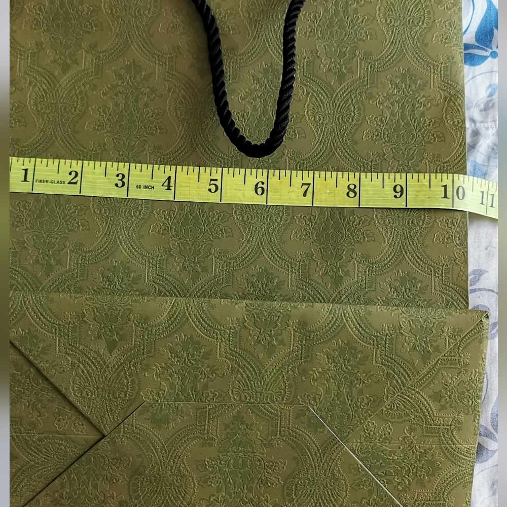 Gucci Olive Textured Shopping Bag - Picture 4 of 7
